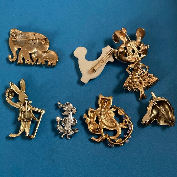 Animal Brooch Set assorted unmarked in perfect condition - Picture 4 of 4